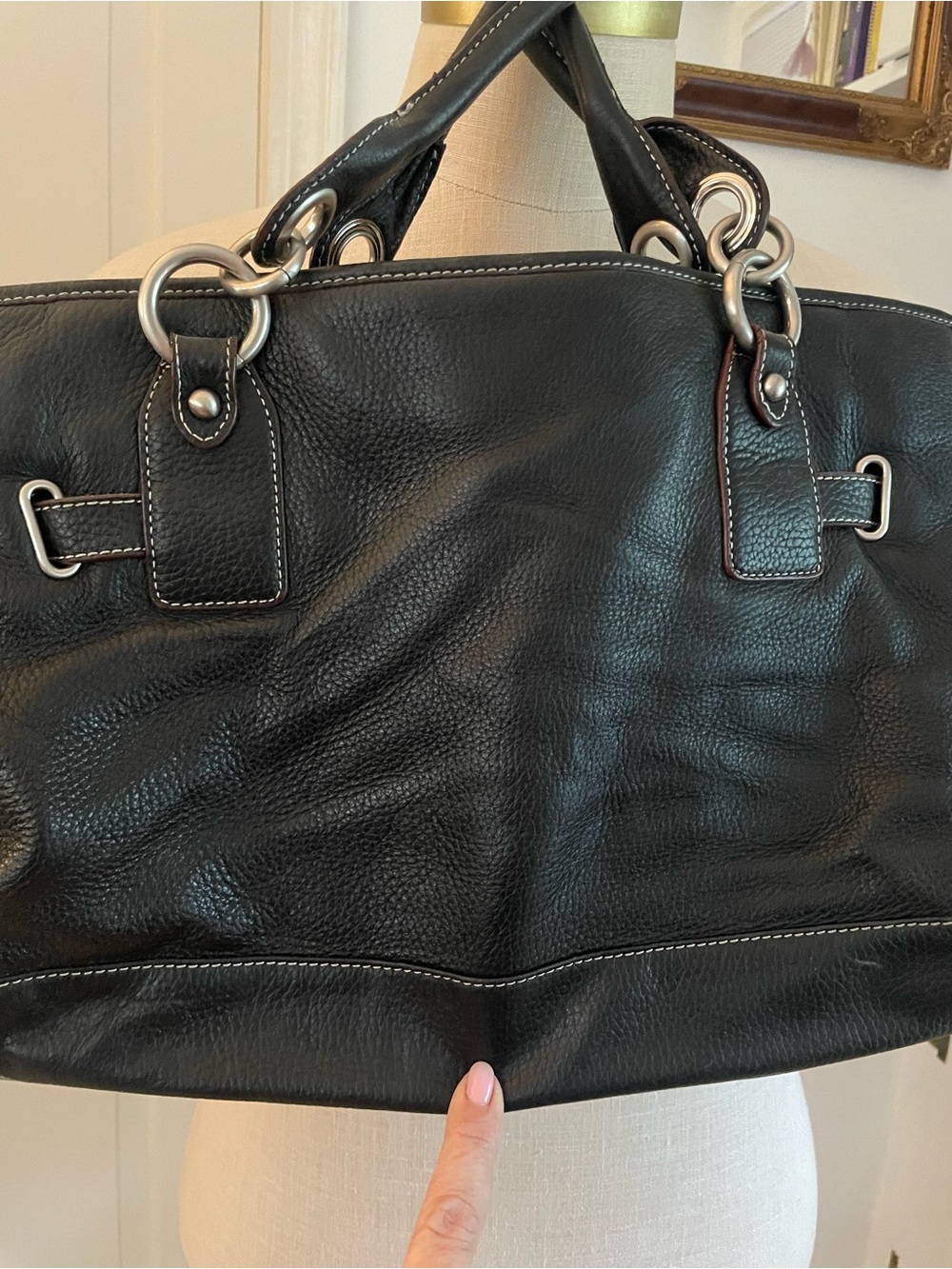 Wilsons Leather Black Tote with Silver Rings - Picture 2 of 3